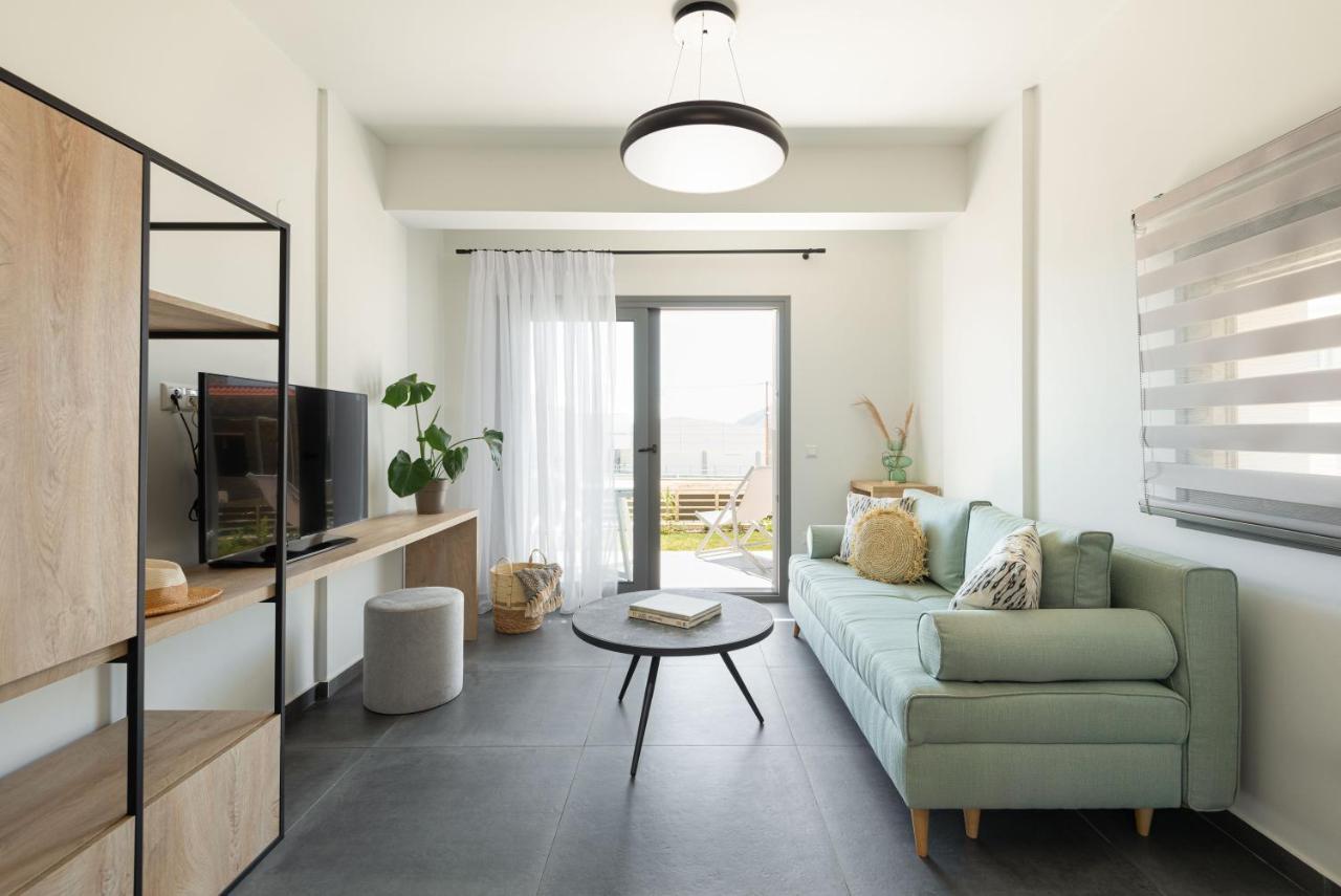 Yuka Villas Collection Nea Iraklitsa Exteriör bild